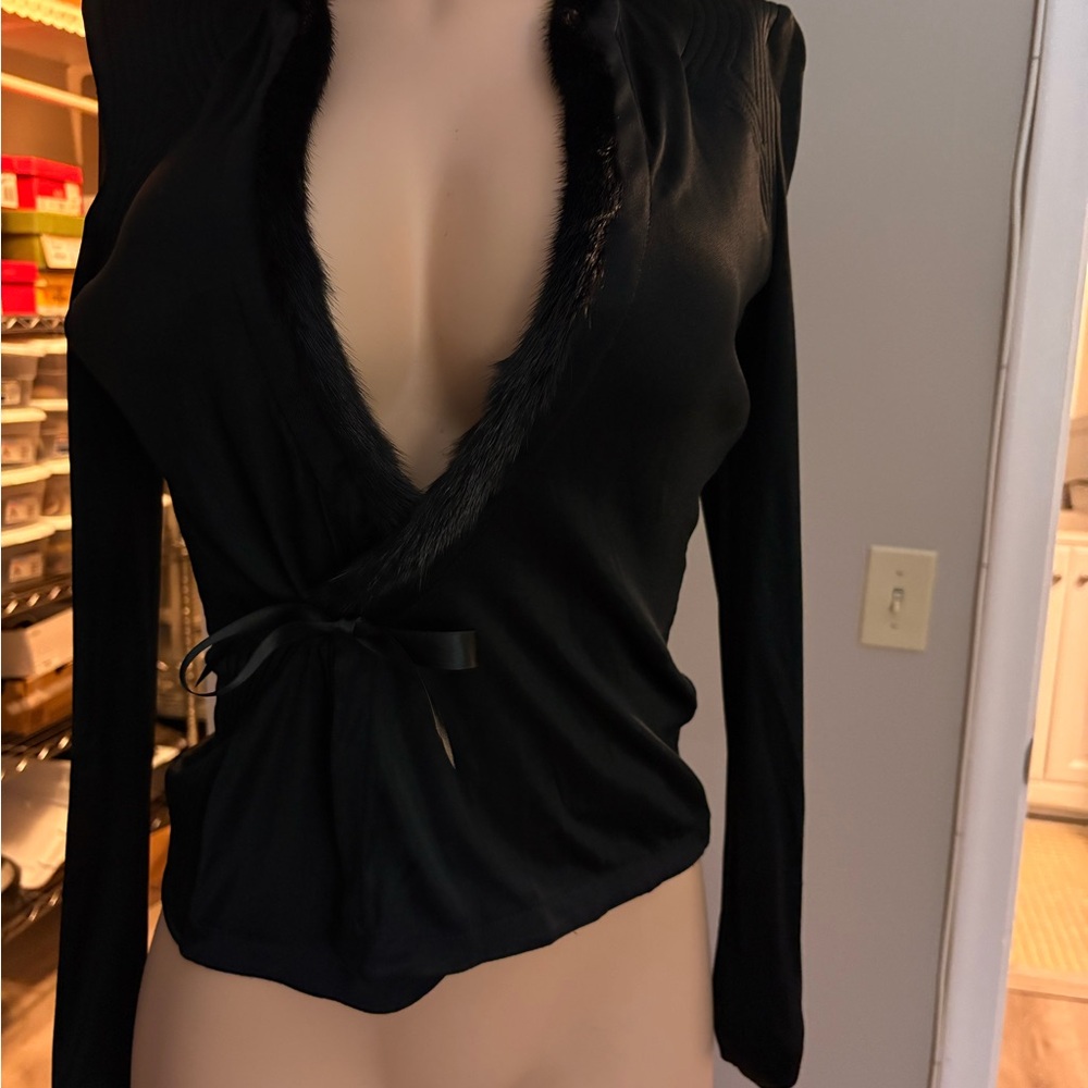 🔥💯😍(Tom Ford) Yves Saint Laurent Elegant Black Wrap Top w/skirt